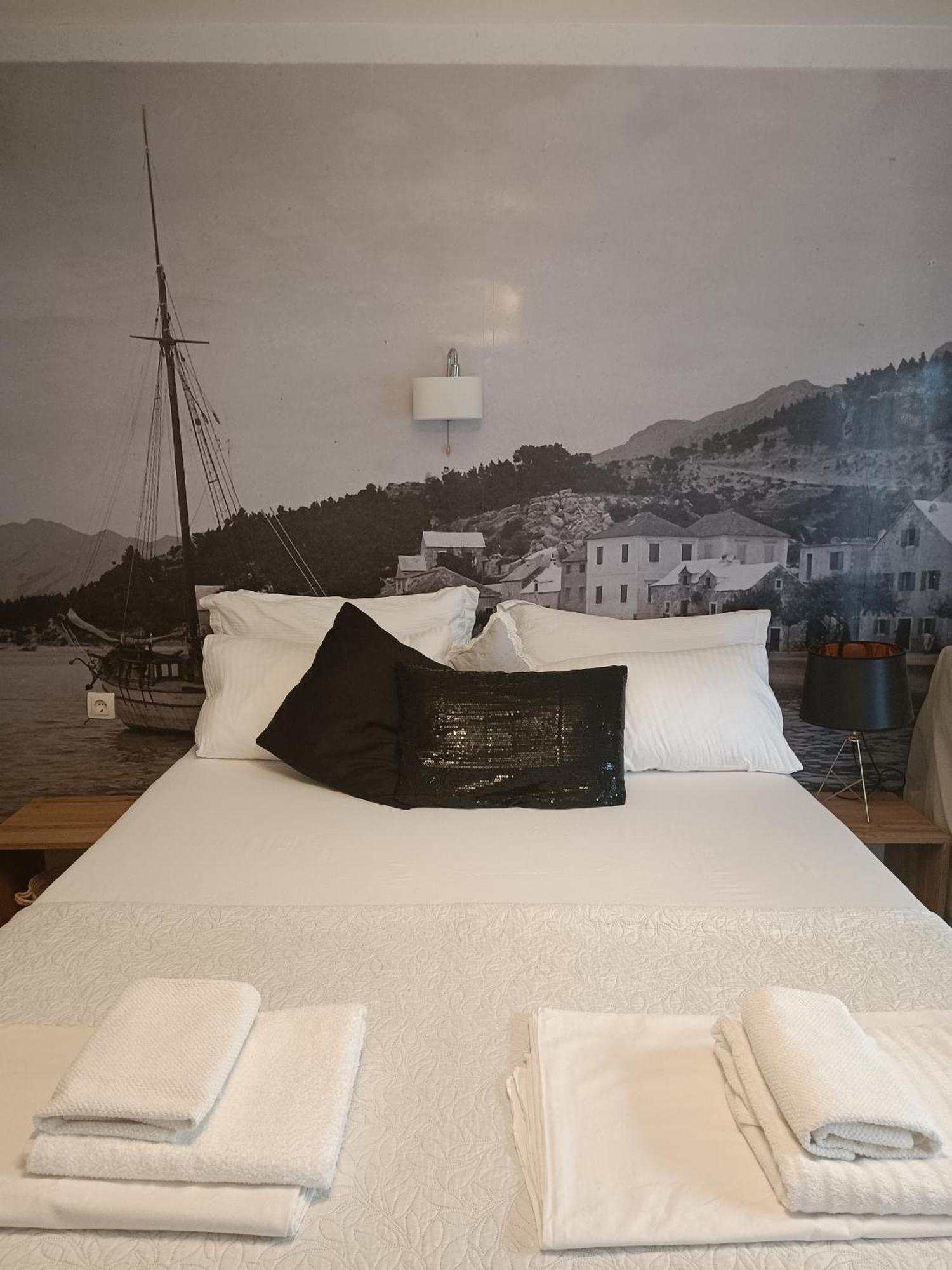 Apartment Old Port Baska Voda
